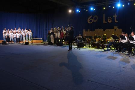60 LET OŠ CERKNICA 70 FOTO LJUBO VUKELIČ